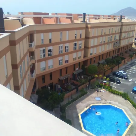 Tenerife El Medano Triplex A 50M De La Playa * El Medano (Tenerife)